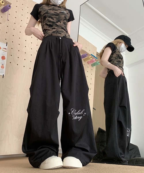 FAVORITO（ファヴォリート）の「ワイドレッグ（その他パンツ・レディース・ライトブルー/ホワイト/ブラック・L/M/S）」の6枚目の写真