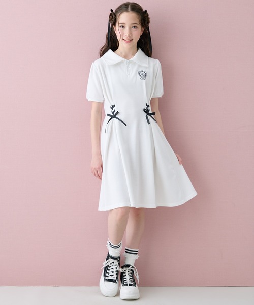Amourire girl(アムリールガール)の「レースアップハーフジップ半袖ワンピースドレス(ワンピース・キッズ・ブラック/オフホワイト・140cm/150cm/160cm/130cm)」の4枚目の写真