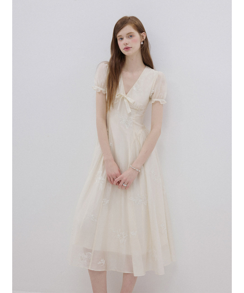 SINCETHEN(シンスゼン)の「エレナフローラルロングワンピース(ワンピース・レディース・その他・LARGE/SMALL/MEDIUM)」の2枚目の写真