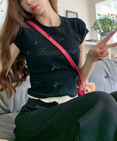Kuroba（クロバ）の「ロゴ刺繍リボンクロップド丈Tシャツ（Tシャツ/カットソー・レディース・オフホワイト/ブラック・M/L）」の16枚目の写真