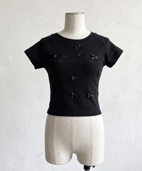 Kuroba（クロバ）の「ロゴ刺繍リボンクロップド丈Tシャツ（Tシャツ/カットソー・レディース・オフホワイト/ブラック・M/L）」の13枚目の写真