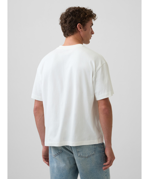 GAP（ギャップ）の「オーバーサイズ クロップド ポケットTシャツ（Tシャツ/カットソー・メンズ・ベージュ/グリーン/ブラック/オフホワイト・XS/M/XL/S/L）」の9枚目の写真