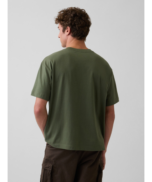 GAP（ギャップ）の「オーバーサイズ クロップド ポケットTシャツ（Tシャツ/カットソー・メンズ・ベージュ/グリーン/ブラック/オフホワイト・XS/M/XL/S/L）」の10枚目の写真