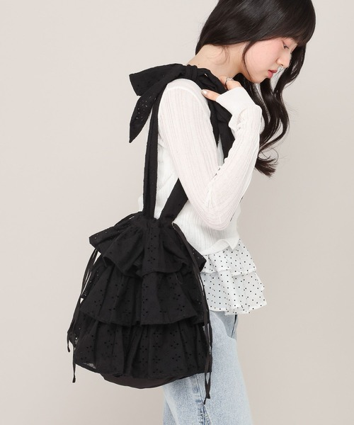 Heather(ヘザー)の「コットンフリルBAG 1044890(ショルダーバッグ・レディース・ブラック/アイボリー・ONE SIZE)」の5枚目の写真