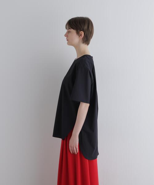 LE PHIL（ルフィル）の「◆ナイロンハイストレッチプルオーバー（シャツ/ブラウス・レディース・ブラック/ブラウン・F）」の4枚目の写真