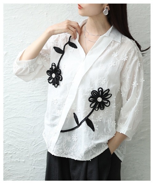 Sawa a la mode（サワアラモード）の「立体モチーフ花柄刺繍パフスリーブブラウス（シャツ/ブラウス・レディース・ホワイト・FREE）」の16枚目の写真