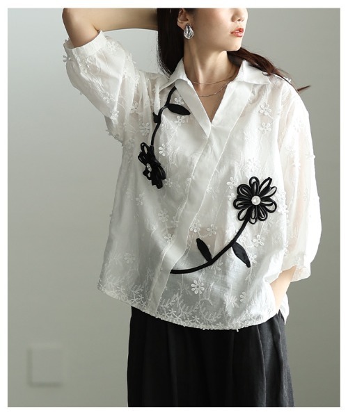 Sawa a la mode（サワアラモード）の「立体モチーフ花柄刺繍パフスリーブブラウス（シャツ/ブラウス・レディース・ホワイト・FREE）」の19枚目の写真