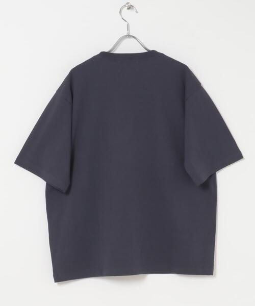 URBAN RESEARCH Sonny Label(アーバンリサーチサニーレーベル)の「ワンポイント刺繍ショートスリーブTシャツ(Tシャツ/カットソー・メンズ・ホワイト/チャコールグレー/ネイビー・MEDIUM/LARGE/X-LARGE)」の19枚目の写真