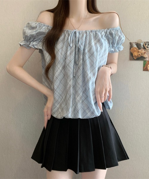 LUCPY（ラクピー）の「チェック柄リボンネックパフスリーブブラウス（シャツ/ブラウス・レディース・ホワイト/ブルー/ネイビー・FREE）」の3枚目の写真