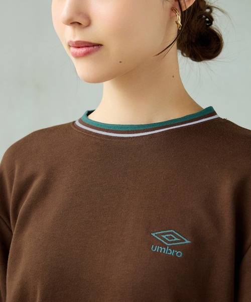 UMBRO(アンブロ)の「【UMBRO/アンブロ】限定 ライン使い刺しゅう裏毛トップス(スウェット・レディース・杢グレー/ネイビー/ブラウン・M/L/LL)」の13枚目の写真