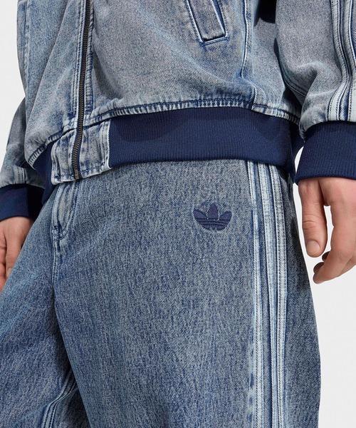 adidas(アディダス)の「adidas/アディダス SST DENIM JEANS STRAIGHT LEG デニム ジーンズ ストレートレッグ デニムパンツ ワイドパンツ ストレートシルエット サイドライン メンズ レディース 2026年 夏 夏服(デニムパンツ・メンズ・ブルー・30inch/32inch/34inch/36inch)」の3枚目の写真