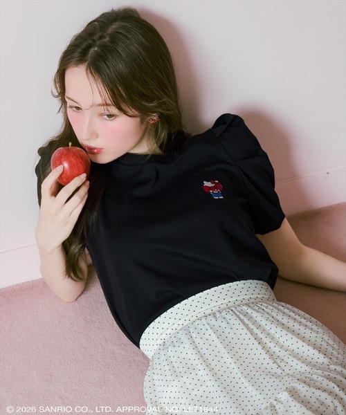 WILLSELECTION(ウィルセレクション)の「WILLSELECTION×HELLO KITTY 刺繍カットトップス(Tシャツ/カットソー・レディース・ブラック/オフホワイト/ホワイト系その他/ブラック系その他・FREE)」の4枚目の写真