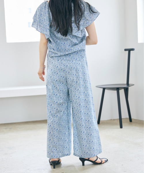 COHINA(コヒナ)の「【COHINA MADE WITH LIBERTY FABRIC】リボンベルトイージーパンツ 【低身長・小柄女性】(その他パンツ・レディース・ブルー/レッド・SHORT/REGULAR)」の5枚目の写真