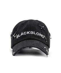 BLACK BLOND（ブラック ブロンド）の「ビビディリップトピアシングカスタムデニムキャップ(ブラック)（キャップ）」