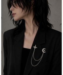 CERCA（チェルカ）の「【Bls】【ZA】【Bling Leads】襟ブローチ マルチチェーン 月(BL)（ブローチ/コサージュ）」