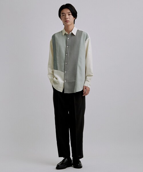 tk.TAKEO KIKUCHI（ティーケータケオキクチ）の「アシンメトリー切替長袖シャツ（シャツ/ブラウス・メンズ・ホワイト/ブラック/チャコールグレー・02/03/04）」の6枚目の写真