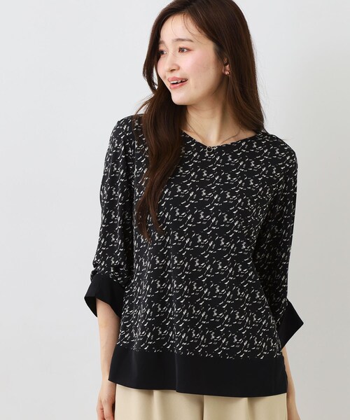 COUP DE CHANCE(クードシャンス)の「【手洗い可/日本製】スムースジャージ七分袖カットソー(Tシャツ/カットソー・レディース・ネイビー/ブラック系/ベージュ系/ボルドー・34/38)」の2枚目の写真