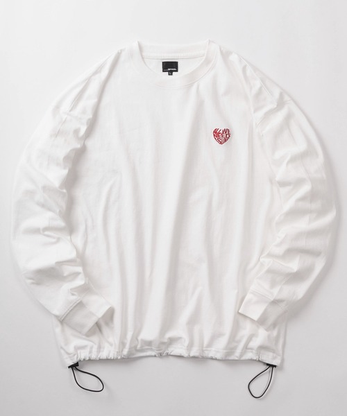 SlashDate(スラッシュデイト)の「【85】別注 ワンポイント ハートロゴ刺繍 クルーネック ロングスリーブTシャツ/ロンT/長袖Tシャツ/ドローコード/ユニセックス/レディース/メンズ【Sサイズ~Lサイズ】(Tシャツ/カットソー・メンズ・ホワイト/ホワイト系/ホワイト系1/ホワイト系2/ブラック/ブラック系/ブラック系1/ブラック系2/ピンク/ピンク系・M/L/S)」の13枚目の写真