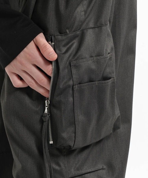 HARE（ハレ）の「【SET UP対応】ZIPユーティリティカーゴパンツ(HARE)（カーゴパンツ・メンズ・レッド/ブラック/グレー・MEDIUM/SMALL）」の16枚目の写真