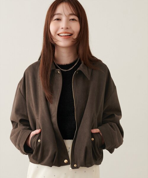 natural couture(ナチュラルクチュール)の「スエードバルーンブルゾン(ブルゾン・レディース・ブラウン/モカ/グレイッシュベージュ/アイボリー・FREE)」の2枚目の写真