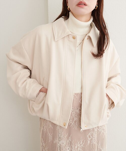natural couture(ナチュラルクチュール)の「スエードバルーンブルゾン(ブルゾン・レディース・ブラウン/モカ/グレイッシュベージュ/アイボリー・FREE)」の5枚目の写真