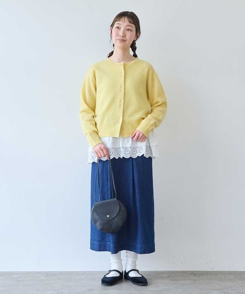 bulle de savon(ビュルデサボン)の「ジーロンラム ダブルボタンカーディガン(ニット/セーター・レディース・カーキ/サックスブルー/イエロー/ピンク/レッド/ダークブラウン・FREE)」の10枚目の写真