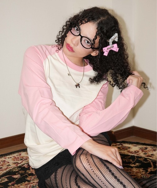 IMARI(イマリ)の「【 IMARI / イマリ 】 ラグランスリーブ オーバーサイズ ロンT(Tシャツ/カットソー・レディース・ブルー/ピンク/ブラウン/ブラック×ピンク・FREE)」の12枚目の写真