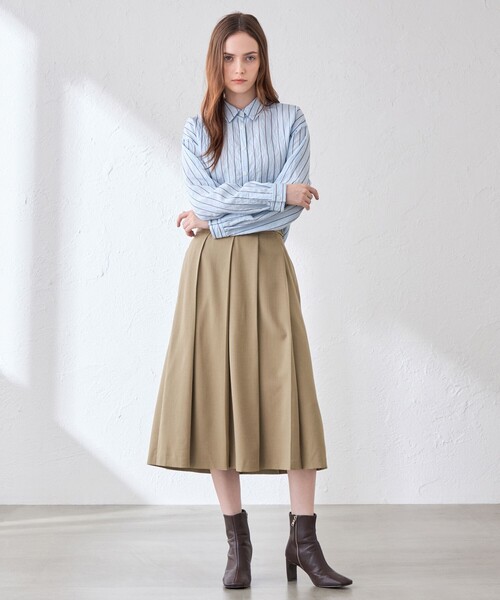 MACKINTOSH LONDON（マッキントッシュ ロンドン）の「【婦人画報10月号掲載】ブライトハンマーサテンスカート（スカート・レディース・ブラウン系その他/ネイビー・36/38）」の14枚目の写真