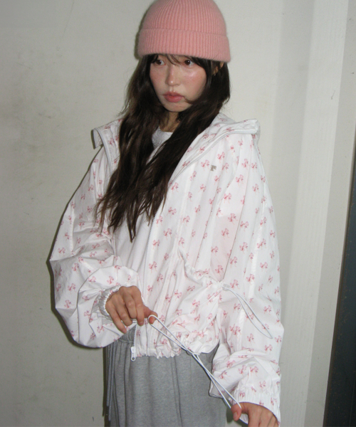 RONRON（ロンロン）の「DOUBLE RIBBON PATTERN WINDBREAKER WHITE（その他アウター・レディース・その他・FREE）」の3枚目の写真