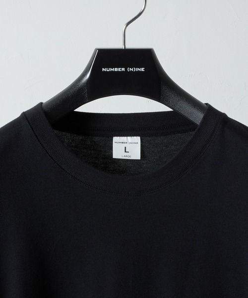 NUMBER (N)INE(ナンバーナイン)の「BASIC HEM PRINTED POCKET L/S T-SHIRT / ベーシック ワンポイント ロゴプリント ポケット ロンT(Tシャツ/カットソー・メンズ・ホワイト/ブラック/チャコール・M/L/XL)」の11枚目の写真