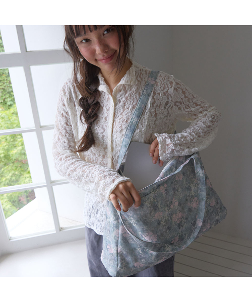 MUSEMOOD（ミューズムード）の「Padded Bag (paddingバッグ)（ショルダーバッグ・レディース・ホワイト×ブルー/ライトグリーン/ブラック×パープル・FREE）」の5枚目の写真
