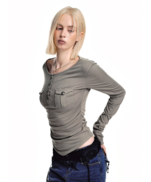 SECONDMONO（セカンドモノローグ）の「スリムフィット ポケットヘンリートップ [KBEIGE]_SEWTS040KBEIGE（Tシャツ/カットソー・レディース・その他・F）」の2枚目の写真
