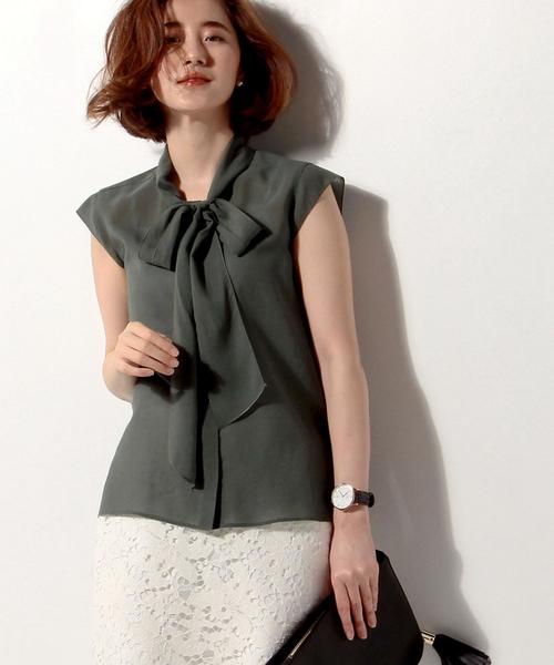 UNITED ARROWS（ユナイテッドアローズ）の「UBCE CU/C リボン ブラウス◆（シャツ/ブラウス・レディース・ライトピンク/オリーブ/ホワイト・36/38）」の3枚目の写真
