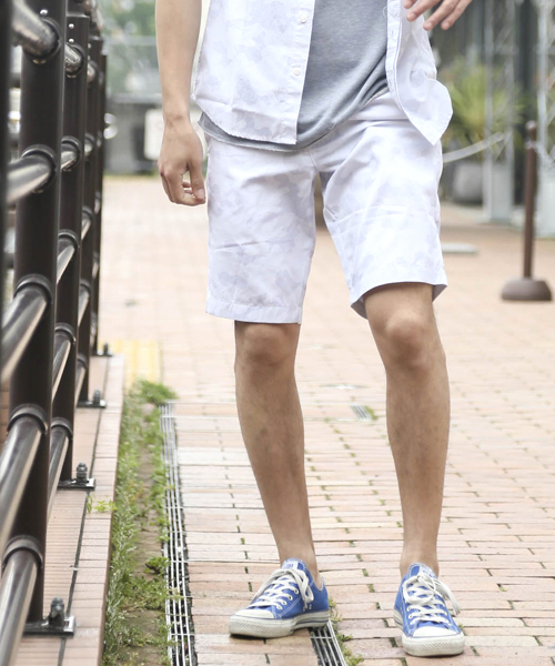 Denime(ドゥニーム)の「カモ柄ショートパンツ(その他パンツ・メンズ・ブラック/ブルー・MEDIUM/LARGE/X-LARGE)」の2枚目の写真