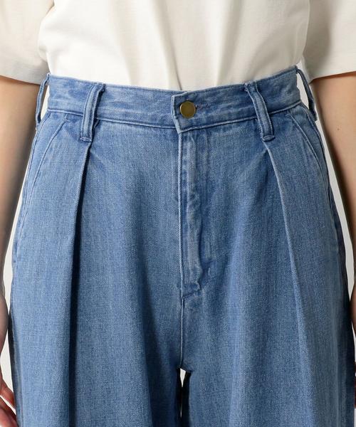 Jewel Changes（ジュエルチェンジズ）の「【WEB限定】◎JC タックワイドパンツ / デニムパンツ（デニムパンツ・レディース・オフホワイト/コバルトブルー・38/36/34）」の16枚目の写真