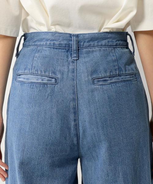 Jewel Changes（ジュエルチェンジズ）の「【WEB限定】◎JC タックワイドパンツ / デニムパンツ（デニムパンツ・レディース・オフホワイト/コバルトブルー・38/36/34）」の6枚目の写真