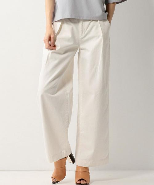 Jewel Changes（ジュエルチェンジズ）の「【WEB限定】◎JC タックワイドパンツ / デニムパンツ（デニムパンツ・レディース・オフホワイト/コバルトブルー・38/36/34）」の3枚目の写真