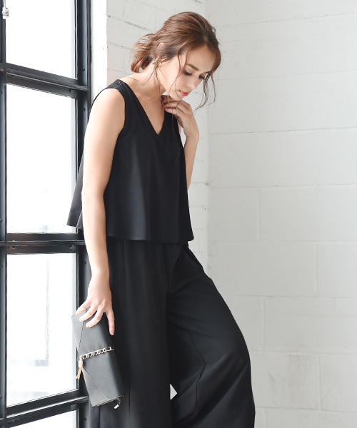 FENNEL 綺麗め　オールインワン　パンツ　新品 FENNEL 綺麗め オールインワン パンツ 新品 FENNELの