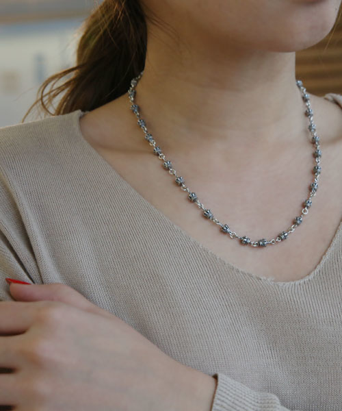 ROYAL ORDER(ロイヤルオーダー)の「NECKLACE(ネックレス・メンズ・シルバー・フリ-)」の2枚目の写真
