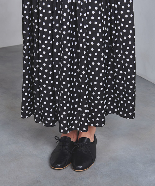 UNITED ARROWS（ユナイテッドアローズ）の「UWSC ドット フレアスカート†◆（スカート・レディース・ブラック/オフホワイト・36/38）」の8枚目の写真