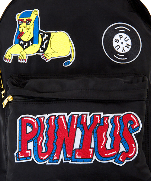 PUNYUS（プニュズ）の「ワッペンバッグパック（バックパック/リュック・レディース・ブラック/カーキ・FREE）」の4枚目の写真