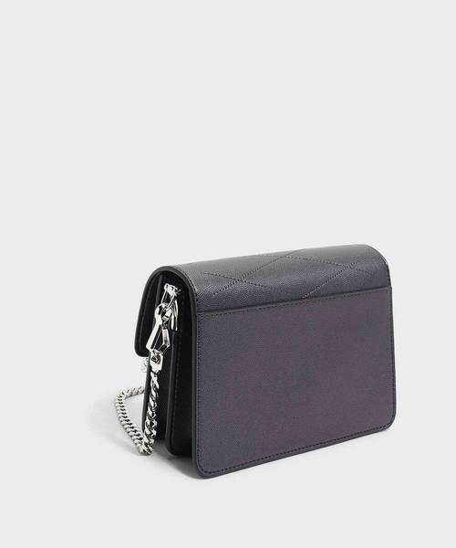 CHARLES & KEITH(チャールズ & キース)の「フロントフラップクロスボディバッグ / FRONT FLAP CROSSBODY BAG(ショルダーバッグ・レディース・マルーン/ベージュ/サックスブルー/ブラック・S)」の17枚目の写真