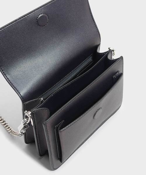 CHARLES & KEITH(チャールズ & キース)の「フロントフラップクロスボディバッグ / FRONT FLAP CROSSBODY BAG(ショルダーバッグ・レディース・マルーン/ベージュ/サックスブルー/ブラック・S)」の18枚目の写真