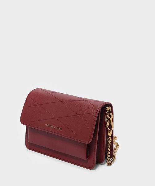CHARLES & KEITH(チャールズ & キース)の「フロントフラップクロスボディバッグ / FRONT FLAP CROSSBODY BAG(ショルダーバッグ・レディース・マルーン/ベージュ/サックスブルー/ブラック・S)」の21枚目の写真