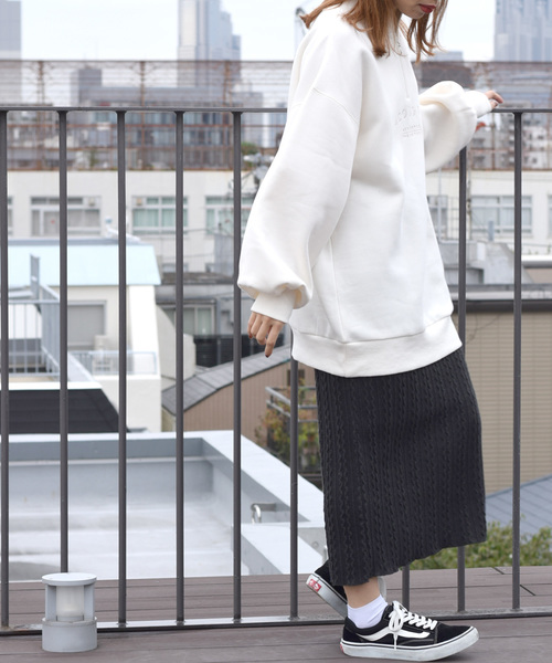 w closet（ダブルクローゼット）の「刺繍入ハーフZIPルーズプルオーバー_（スウェット・レディース・アイボリー/パープル/ブラック・FREE）」の7枚目の写真