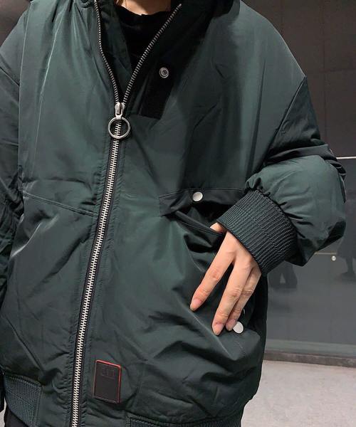 rovtski（ロフトスキー）の「JOHN Q MA1 DOWN JKT（ダウンジャケット/コート・レディース・ブラック・FREE）」の2枚目の写真