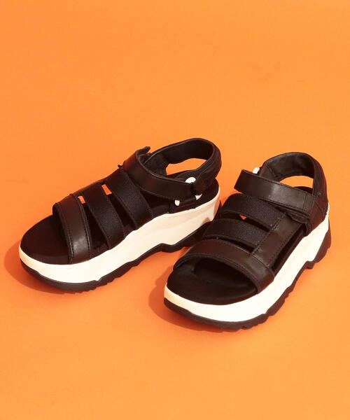 Teva（テバ）の「【復刻別注】＜TEVA(テバ)＞∴ZAMORA ザモラ ◆（サンダル・レディース・ブラック・7/5/8/6）」の14枚目の写真