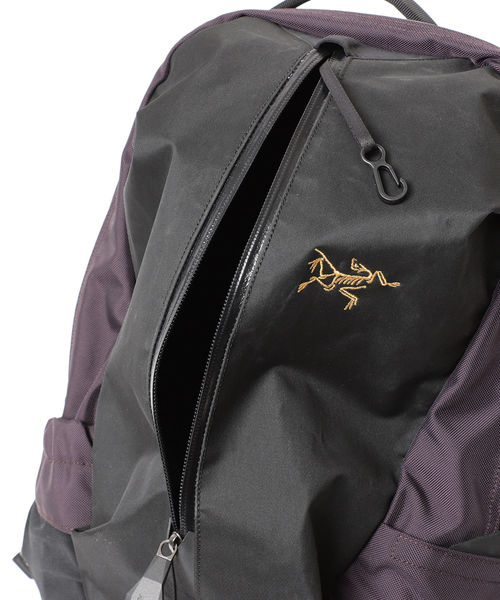 BEAMS BOY（ビームスボーイ）の「ARC’TERYX / Arro16 Backpack（バックパック/リュック・レディース・ブラック・ONE SIZE）」の13枚目の写真