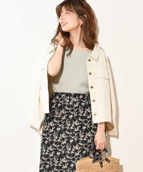 natural couture(ナチュラルクチュール)の「袖口Dカン付きシャツブルゾン(ブルゾン・レディース・ベージュ/カーキ/アイボリー・FREE)」の12枚目の写真