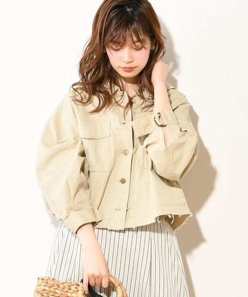 natural couture(ナチュラルクチュール)の「袖口Dカン付きシャツブルゾン(ブルゾン・レディース・ベージュ/カーキ/アイボリー・FREE)」の15枚目の写真